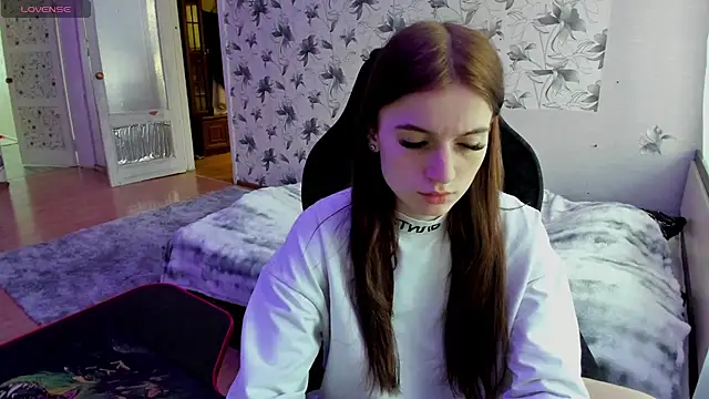 Stacey Brown online show from 25, 12, 2024