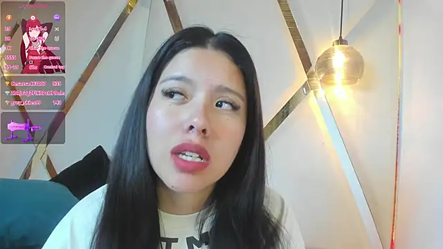 Snapshot of MarielQueenx chatting on 4, 1, 2025 MarielQueenx online show from 4, 1, 2025