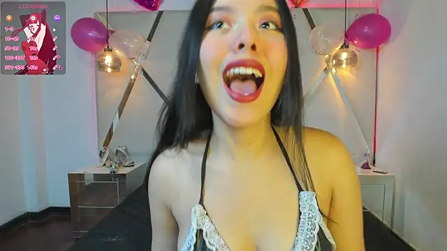 Snapshot of MarielQueenx chatting on 27, 1, 2025 MarielQueenx online show from 27, 1, 2025