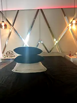 MarielQueenx online show from 2, 10, 2025