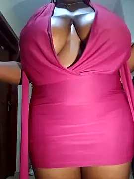 Snapshot of suckmyboobs12_ chatting on 16, 3, 2025 suckmyboobs12 online show from 16, 3, 2025