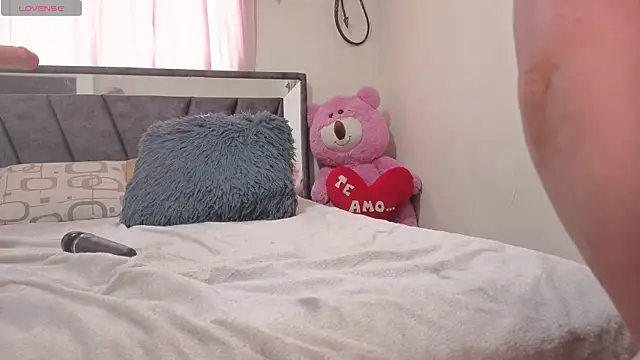 Hotsamantamature online show from 20, 3, 2026