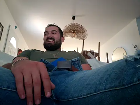 Leonormaldick online show from 15, 10, 2025