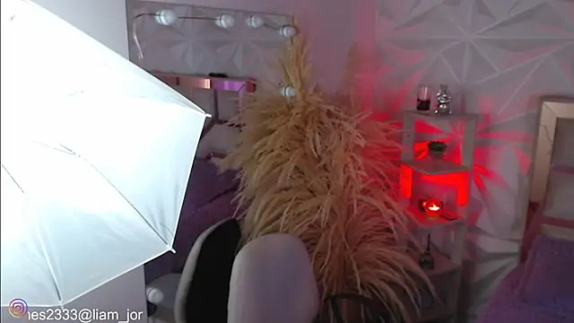 Jonesliam23 online show from 9, 10, 2025