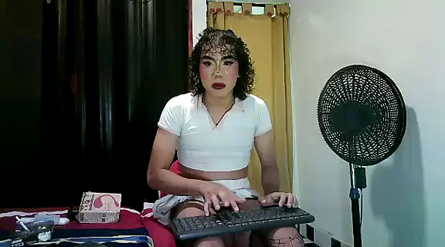 kimmiemm online show from 8, 1, 2025