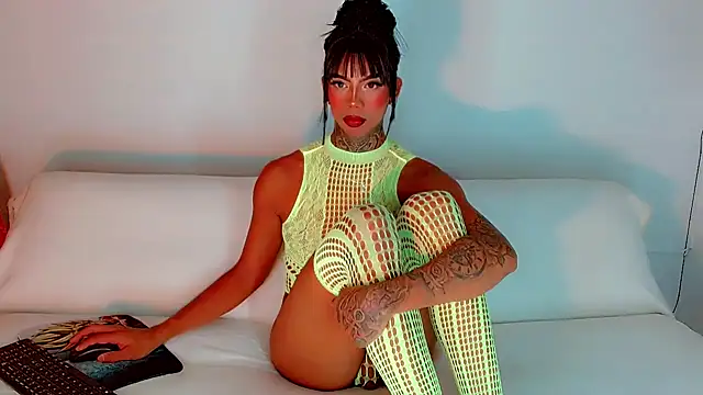 laura sweett120 online show from 21, 2, 2025