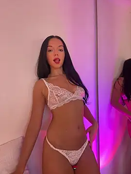 Snapshot of Vanesskaa chatting on 8, 7, 2026 Vanesskaa online show from 8, 7, 2026