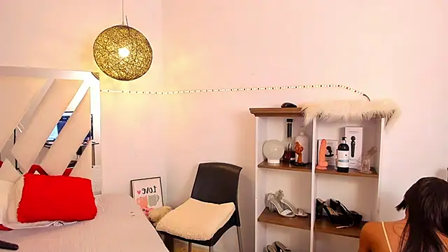 Snapshot of rose_scottt chatting on 14, 12, 2024 rose scottt online show from 14, 12, 2024
