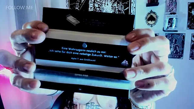 Demongirl6666 online show from 3, 12, 2025