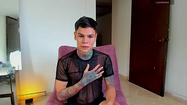 Jordyrodriiguez online show from 13, 10, 2025