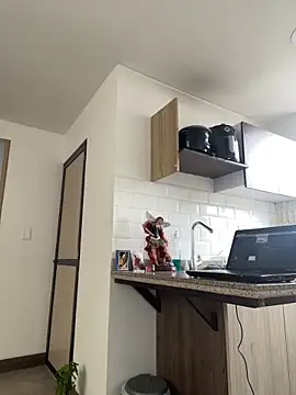 LauraCadwell online show from 28, 12, 2024