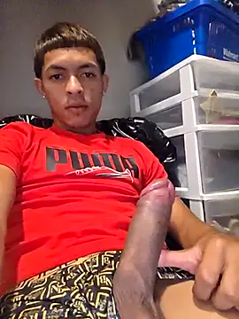 Snapshot of Yoko0381 chatting on 10, 11, 2025 Yoko0381 online show from 10, 11, 2025