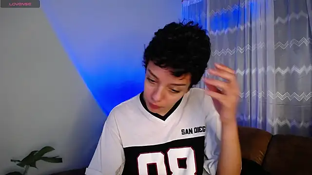 peyton golden1 online show from 5, 12, 2024