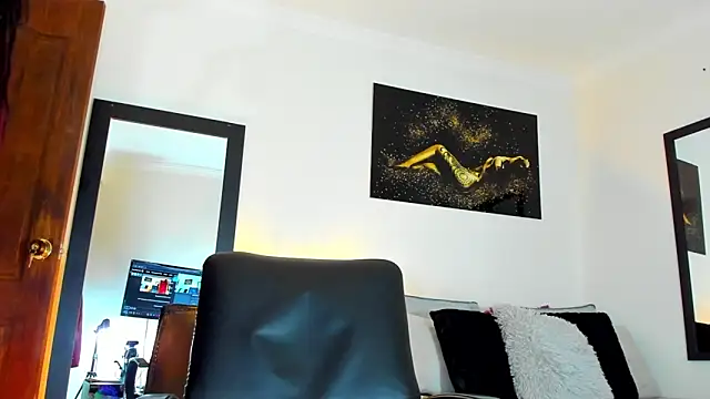 KimberlyBanks2 online show from 30, 11, 2025