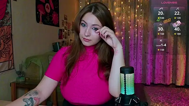 LisaCase online show from 27, 9, 2025