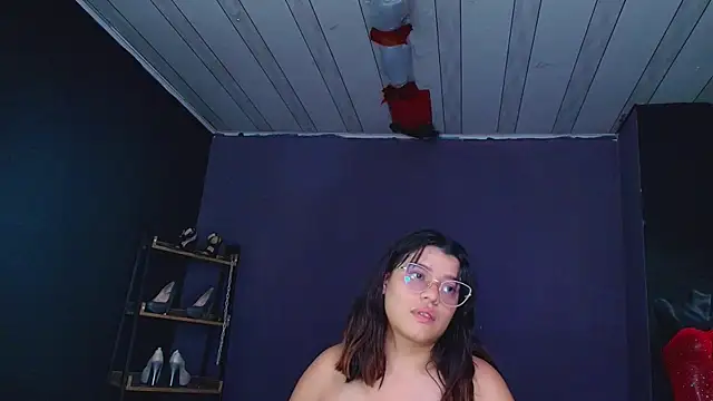 Snapshot of AvaLusty chatting on 6, 1, 2025 AvaLusty online show from 6, 1, 2025
