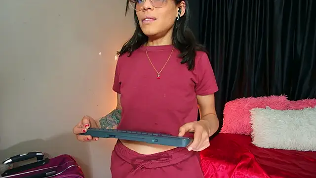 AvaLusty online show from 5, 2, 2026