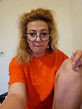 Selenna emma online show from 22, 10, 2025