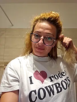 Selenna emma online show from 24, 10, 2025