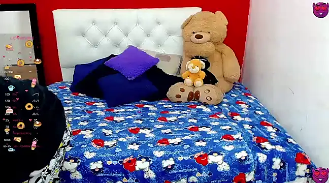  snopyy  online show from 6, 1, 2025