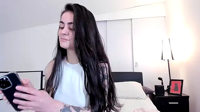 Snapshot of guccipussy1 chatting on 7, 12, 2024 guccipussy1 online show from 7, 12, 2024