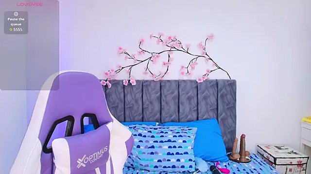 Snapshot of Sophiee_Velvet chatting on 12, 6, 2026 Sophiee Velvet online show from 12, 6, 2026