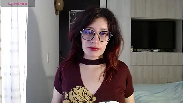 Snapshot of mariana124- chatting on 22, 2, 2025 mariana124- online show from 22, 2, 2025