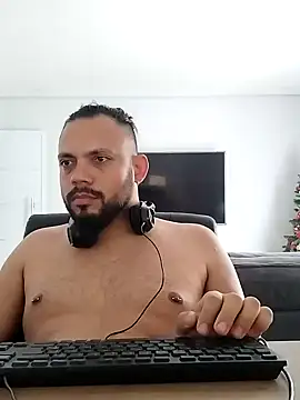 Snapshot of morenindarola chatting on 24, 1, 2025 morenindarola online show from 24, 1, 2025