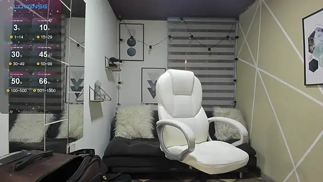 Enma  clark online show from 24, 3, 2026