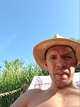 Snapshot of Slegde85 chatting on 26, 6, 2026 Slegde85 online show from 26, 6, 2026