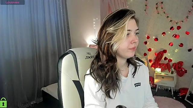 Snapshot of Vanessa_Walters chatting on 21, 3, 2026 Vanessa Walters online show from 21, 3, 2026