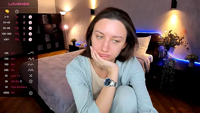 Snapshot of annacooleman chatting on 4, 12, 2024 annacooleman online show from 4, 12, 2024