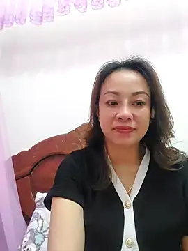 Baby-bigboobs2024 online show from 18, 1, 2025
