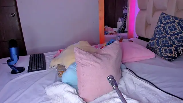 Snapshot of brendaruiz chatting on 28, 2, 2025 brendaruiz online show from 28, 2, 2025