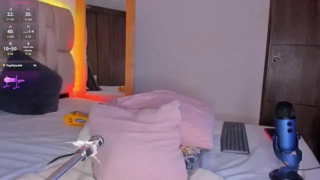 Snapshot of brendaruiz chatting on 1, 10, 2025 brendaruiz online show from 1, 10, 2025