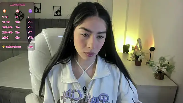 Snapshot of Beck_jones chatting on 2, 10, 2025 Beck jones online show from 2, 10, 2025