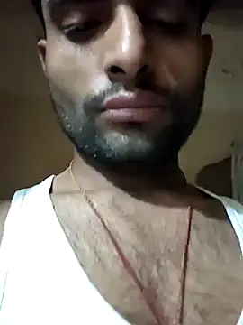 PRIYANHUxh online show from 7, 4, 2026