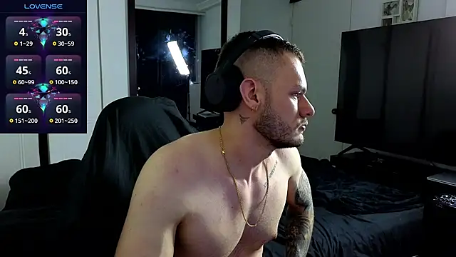 Snapshot of AceDKSR chatting on 10, 2, 2025 AceDKSR online show from 10, 2, 2025