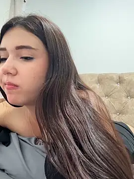 Snapshot of mia_cooper_24 chatting on 21, 3, 2026 mia cooper 24 online show from 21, 3, 2026