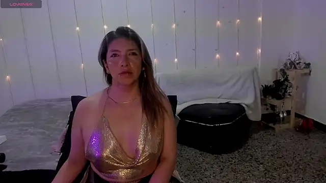 MichelleManson online show from 6, 3, 2025