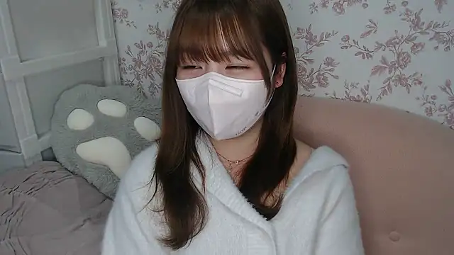 Snapshot of mei_hosina chatting on 5, 4, 2026 mei hosina online show from 5, 4, 2026