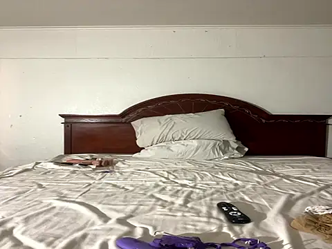 Snapshot of brooksgirth chatting on 31, 10, 2025 brooksgirth online show from 31, 10, 2025