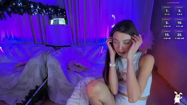 Snapshot of Goldy_Grace_ chatting on 19, 12, 2024 Goldy Grace  online show from 19, 12, 2024