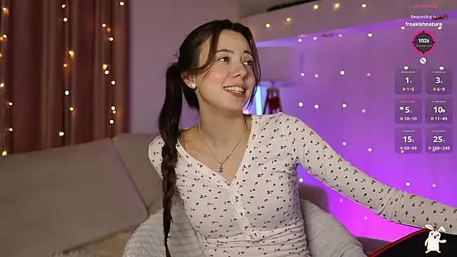 Snapshot of Goldy_Grace_ chatting on 14, 1, 2025 Goldy Grace  online show from 14, 1, 2025