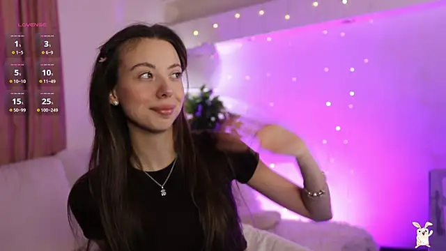 Snapshot of Goldy_Grace_ chatting on 3, 3, 2025 Goldy Grace  online show from 3, 3, 2025