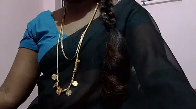 Snapshot of Hot_akshara chatting on 1, 3, 2025 Hot akshara online show from 1, 3, 2025