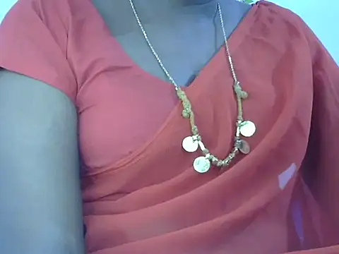 Snapshot of Hot_akshara chatting on 7, 10, 2025 Hot akshara online show from 7, 10, 2025