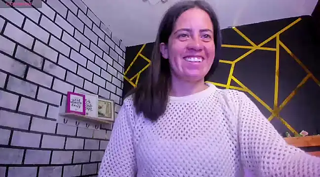 Snapshot of kathina_giraldo chatting on 3, 12, 2024 kathina giraldo online show from 3, 12, 2024