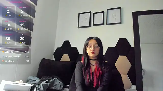 Maki Zein online show from 28, 1, 2025
