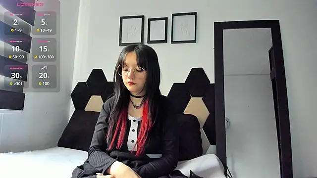 Maki Zein online show from 29, 1, 2025